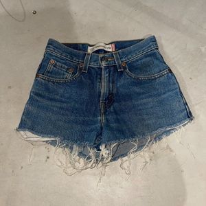 Levi's Relaxed Fit Dark Blue Denim Shorts